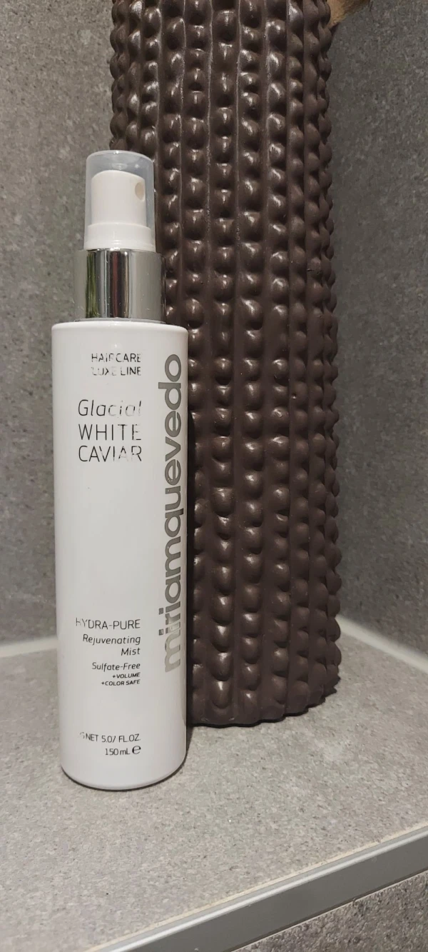 Glacial white hydra-pure rejuvenating mist